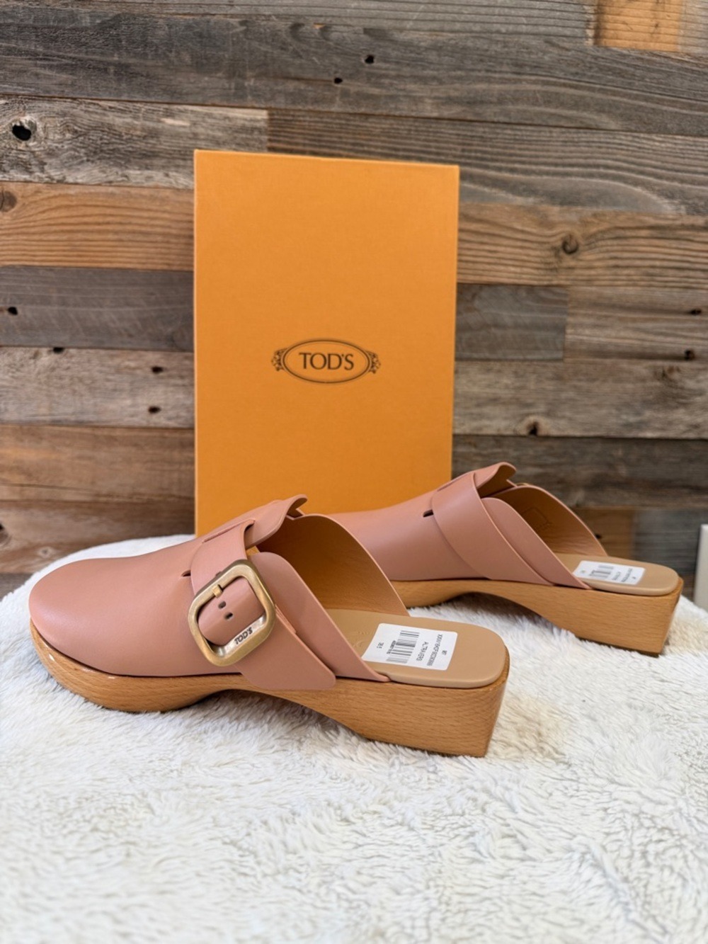 Tod's Blush Leather Buckle Clog Mules New In Box with Dust-bag Size 38.5 / 7.5 - Picture 3 of 12